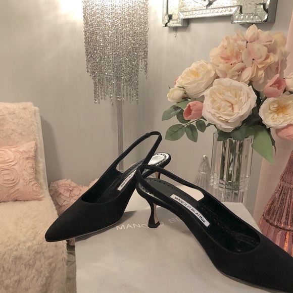 ✨PRICE FIRM✨👠Authentic Black Suede Manolo Blahnik Slingbacks EU 37 US 6.5B - Picture 2 of 10